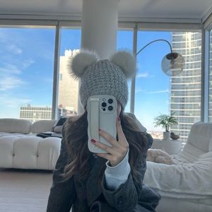 Real fur Pom Pom toque